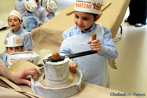 A “Matzah Factory Workshop,” where kids can observe the process from start to finish.