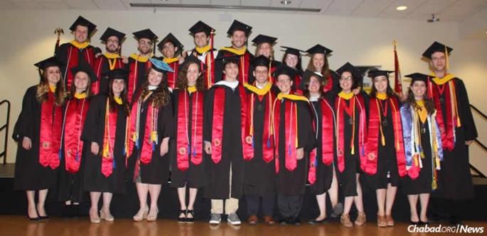 A special Sunday graduation ceremony was held at the University of Maryland, College Park, for Jewish students who declined to attend regular graduation events, which took place on Shabbat.