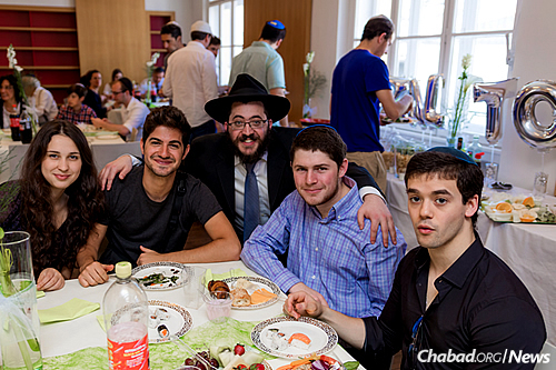 Enjoying a celebratory luncheon with family and friends. (Photo: Jewish Heritage Center)