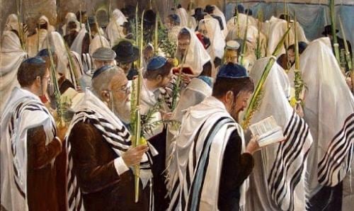 Juifs tournant autour de la bimah &#224; Soukkot. Photo: Alex Levin