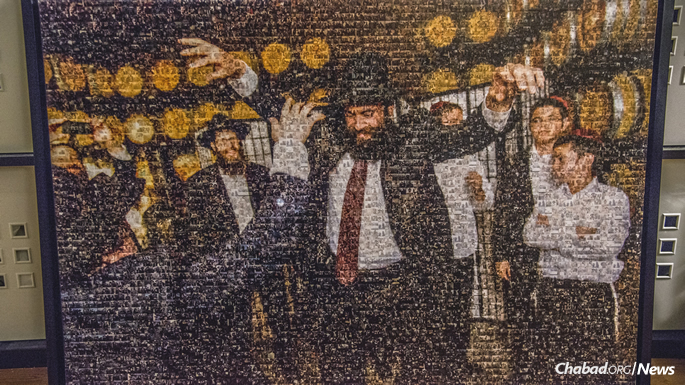 More than 3,000 photos were embedded in the portrait. (Photo: Mushka Lightstone/Chabad.org)