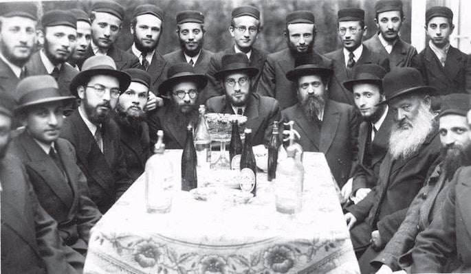 Zalman Dubin (third from left) at a gathering at Yeshivah Tomchei Temimim Otwock, Poland. Photo: Kehot Publication Society.