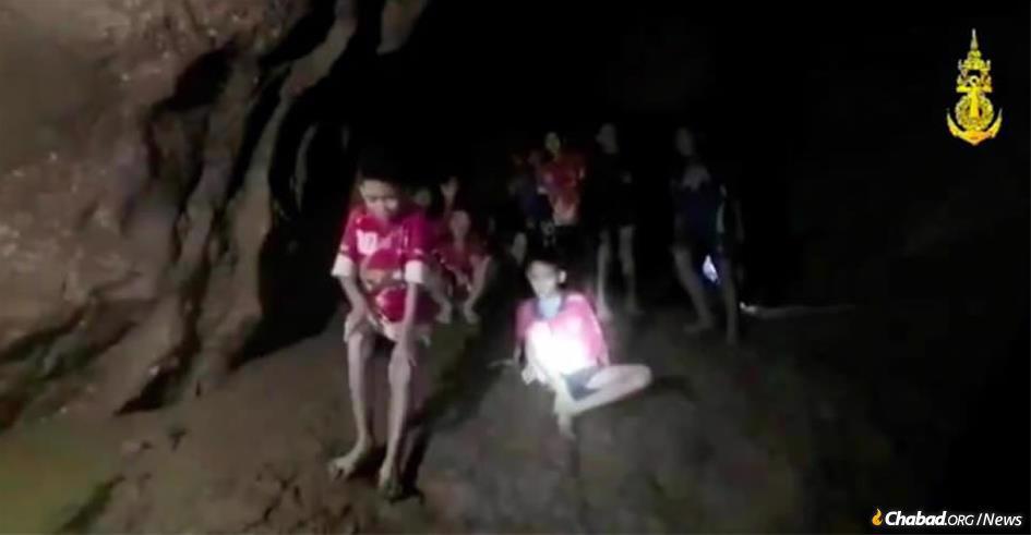 A soccer team of 12 boys, along with their coach, have been trapped for more than two weeks in a Thailand cave. (Photo: Royal Thailand Navy)