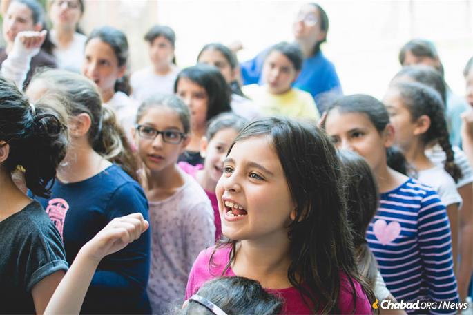 Jewish children from throughout Italy attend Gan Israel, with a smattering from other European countries. (Photo: Batsheva Helena Goldreich for Chabad.org)
