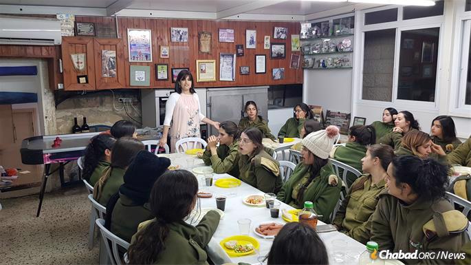 Batsheva Cohen leads classes for women soldiers.
