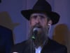 Singing Nigun Hisvaadus (Hillel Paritcher)