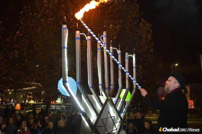Preparations are already underway for this year&#39;s public menorah-lighting ceremony and celebration in Bucharest.