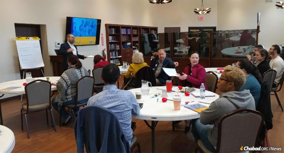Rachel Kosoy and Rabbi Chaim Lazaroff taught an eight-hour course on Sunday on Mental Health First Aid to participants in the ShabbaTTogether weekend at Chabad of Uptown in Houston, Texas.