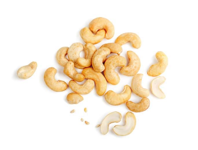 What is the Bracha on Cashews? - Chabad.org