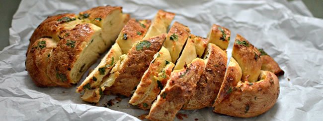 Challah & Bread: Garlic-Bread Challah
