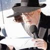 At the Rebbe’s Ohel, Emissaries Reconnect and Recommit
