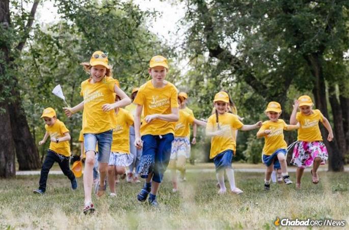 Children in Tyumen enjoy an enriched and fun Jewish experience at Chabad.