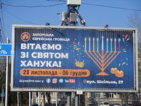 2588704269_n.jpg
