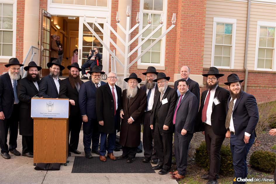 In Columbus, Ohio, Gov. Mike DeWine joins the state's Chabad-Lubavitch rabbis for a Chanukah celebration.