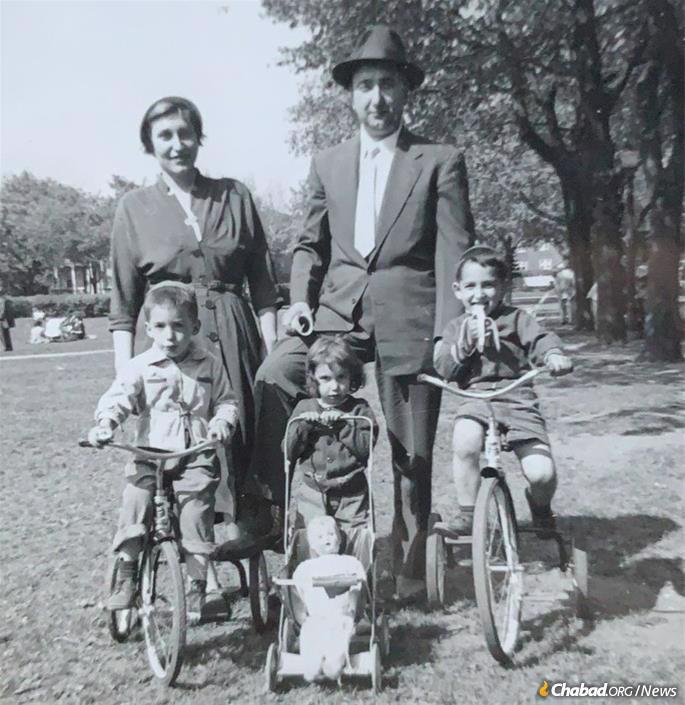 Miriam and Joe Fellig in the 1950s with their three eldest children, from left: Hershey, Chana and Yaakov