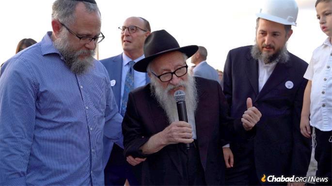 “It was worth me being sent to Florida just to see the tremendous work done by Reb Dovid’s great-grandson at Chabad Chayil,” said Rabbi Avrohom Korf, regional director of Chabad-Lubavitch of Florida.