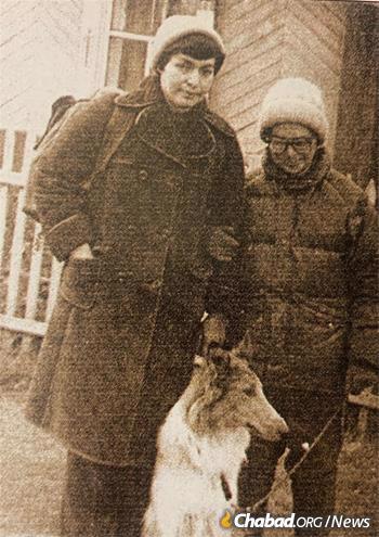 Sofya Kogan (left) with Jewish dissident Ida Nudel in the remote Siberian village where Nudel was exiled for four years, 1980.
