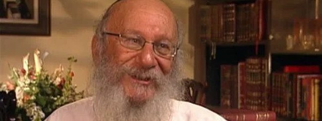 January 2022: Rabbi Zushe Posner, 85, Unconventional Chassidic Mentor to Thousands 