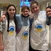 New Jersey Schoolgirls Hold Bake Sale for Ukraine Refugee Children