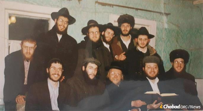 Moshe Krivitski, left, with fellow yeshivah students in Minsk, Belarus, in 1998