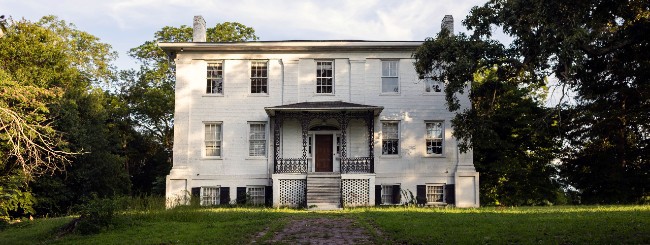 Campus Life: In Athens, Ga., a Historic Home to Gain New Life as Vibrant Jewish Center