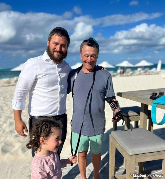 At Chabad of Turks and Caicos, Rabbi Shmulik Berkowitz arranged a kosher kitchen at the Ritz-Carlton Resort for the Yeshivah Week visitors. Similar to the other islands, Chabadin Turks and Caicos caters to a year-round community with regular activities.