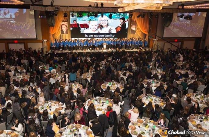 Thousands of women and their guests from back home will attend the gala banquet. - File photo by kinus.com