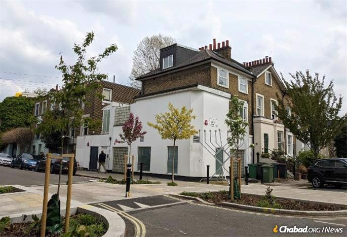 The new Chabad House is located on a residential street close to the bustling Camden Market