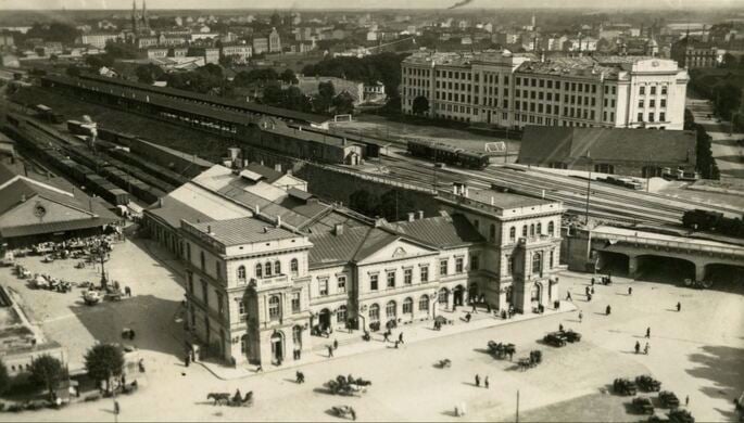 The Riga Central Train Station circa 1930. - Credit: Wikimedia Commons