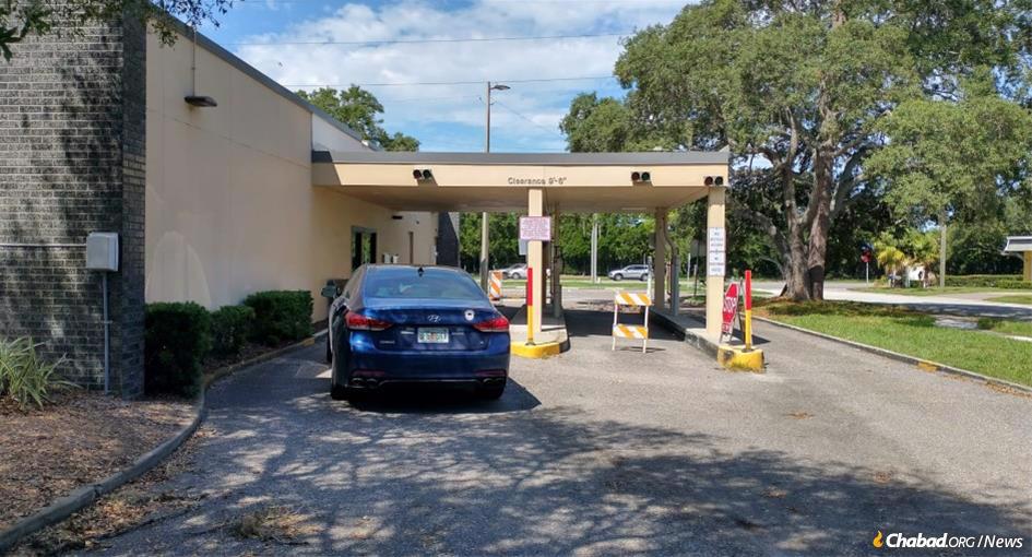 The new Tabacinic Chabad Center and Feldman Family Shul in Clearwater, Fla., will include what is believed to be the first-ever kosher drive-through grocery in the United States.