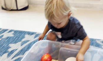 Video: Fall season, apples, and apple pies have arrived at Mommy & Me