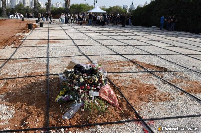 A new section of the Yarkonim municipal cemetery in Petach Tikvah for Jewish victims of Hamas terror. - Photo by Gili Yaari /Flash90