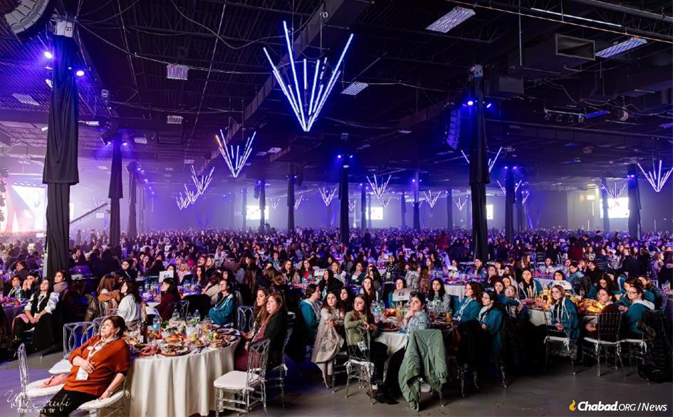 Some 4,000 women from around the world gathered at the grand banquet of the International Conference of Chabad-Lubavitch Women Emissaries. - Photo by Yossi Jarufi/Kinus.com