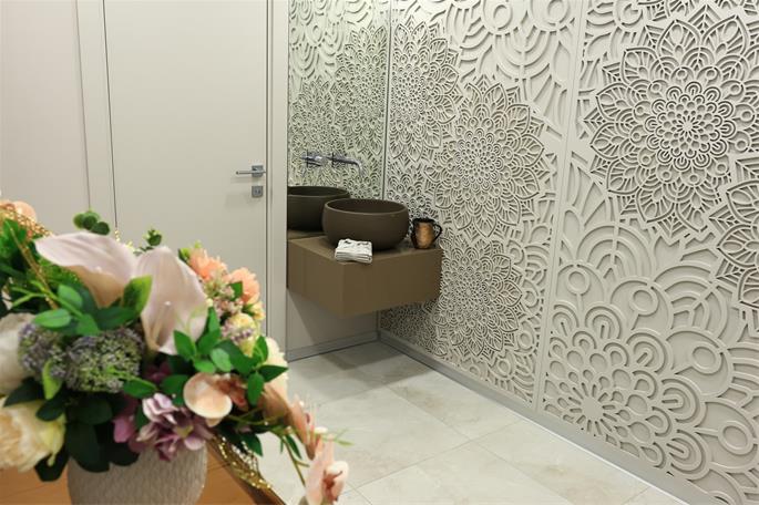 Every element of the mikvah facility is elegant, functional, and feminine.