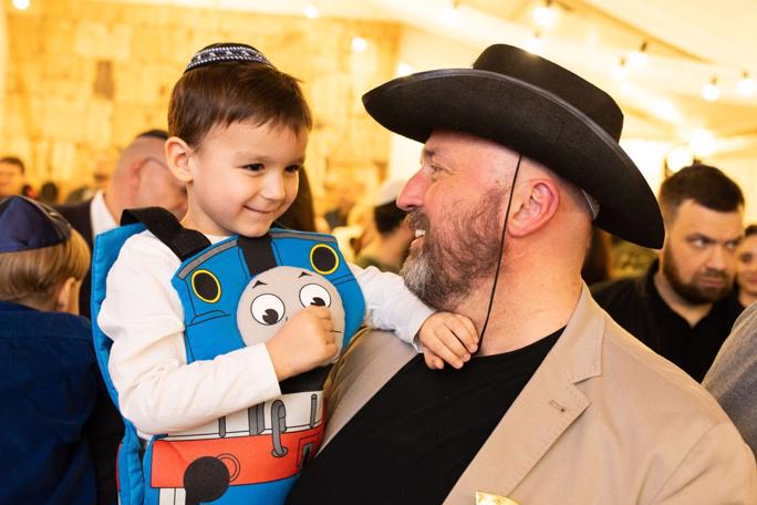 Children and adults arrived to Purim celebrations decked in costumes. - Photo: Chabad-Lubavitch of Kyiv
