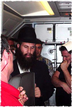 Rabbi Konikov&#39;s JetBlue Minyan
