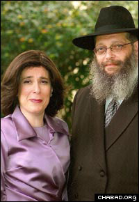Rabbi Zalman and Faigie Itkin, shortly before his untimely death last year