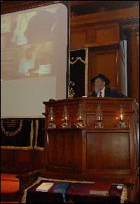 Rabbi Sholom Lipskar delivers words of Torah from The Shul of Bal Harbour.