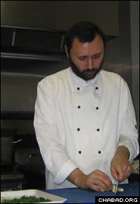 Rabbi Chef David Trakhtman at work