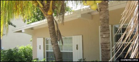 A women’s halfway house run by the Jewish Recovery Center in Boca Raton, Fla., supplements regular site visits by a counselor with personal interaction with Frumi Kessler, a Chabad-Lubavitch emissary.