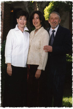 Shimona avec ses parents Marsha et Solly