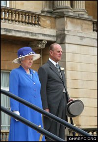 Queen Elizabeth II and Prince Philip arrive on the West Terrace of Buckingham Palace to attend a summer Garden Party. (Photo: Buckingham Palace Press Office)