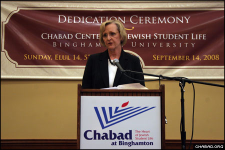 Binghamton University president Lois. B. DeFleur addresses the estimated 600 guests inside the great hall of the new Chabad Center for Jewish Life. (Photo: Julie Munn)