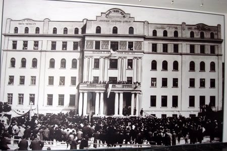 The inauguration of the Yeshivah Chachmei Lublin in 1924