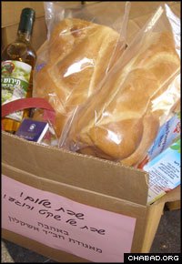 Chabad-Lubavitch centers throughout southern Israel distributed food to war-torn residents in advance of Shabbat.