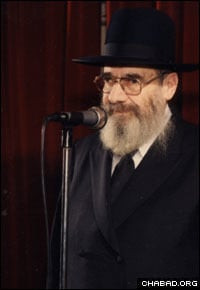 Wherever he went, Rabbi Lipa Schapiro earned a reputation as a dedicated educator, accomplished scholar and master of compromise.