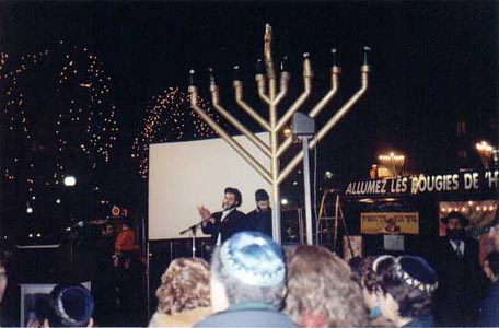 Neuilly sur Seine, France. - Publicizing the Chanukah Miracle