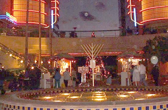Westchester, California - Publicizing the Chanukah Miracle