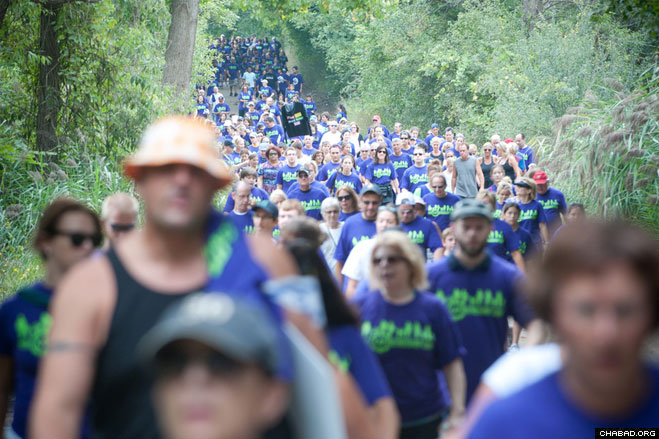 Upwards of 5,000 people participated in Sunday’s sixth-annual Walk4Friendship benefitting the founding chapter of the Friendship Circle, an international network of Chabad-Lubavitch run programs that pair teenage volunteers with children with special needs.