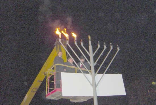 Sochi, Russia - Publicizing the Chanukah Miracle